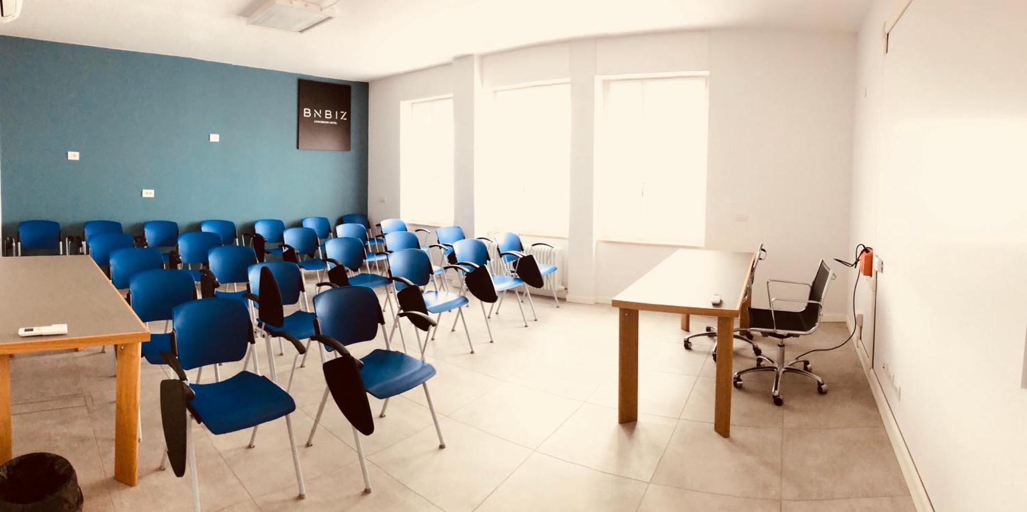 Bnbiz - Coworking Hotel Fiorenzuola dʼArda Dış mekan fotoğraf
