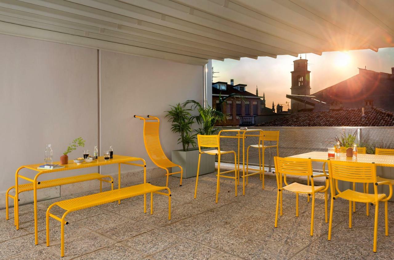 Bnbiz - Coworking Hotel Fiorenzuola dʼArda Dış mekan fotoğraf